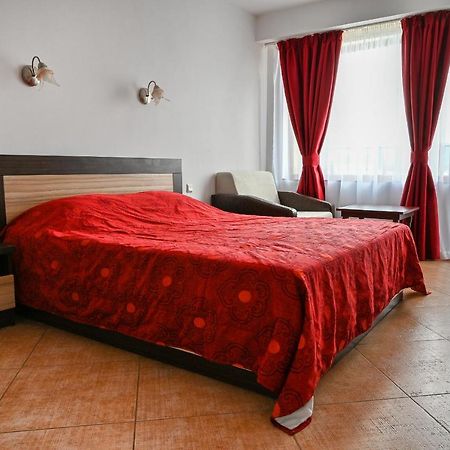 Complex Chayka Guest House Byala  Buitenkant foto