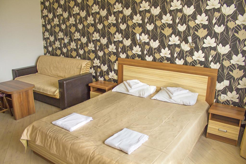 Complex Chayka Guest House Byala  Buitenkant foto